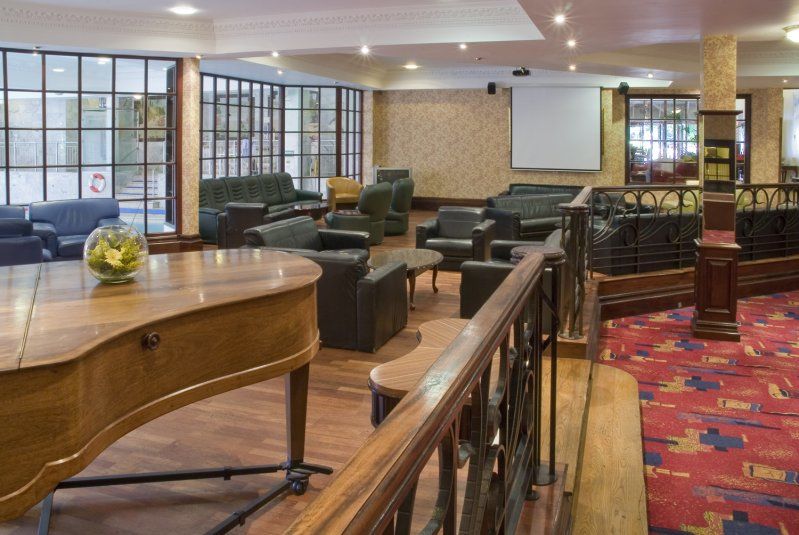 Royal Court Hotel & Spa Coventry Exteriör bild